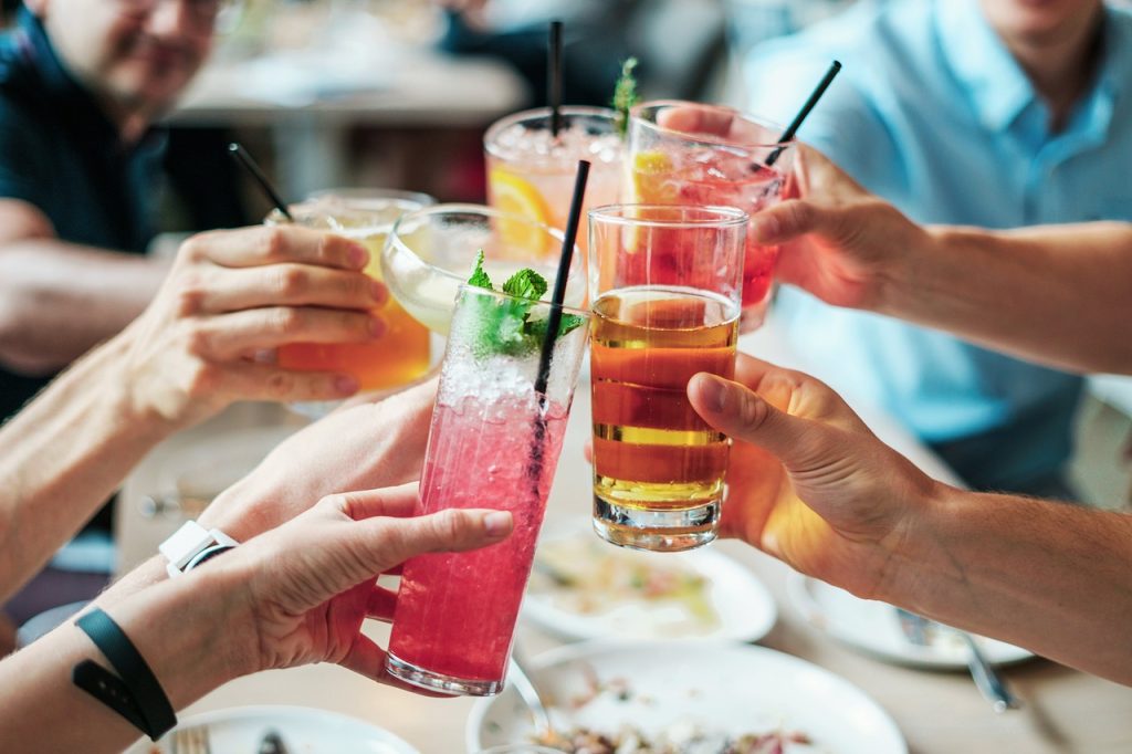 Refluksna bolezen požiralnika (GERB) in zgaga 2 drinks 2578446 1280